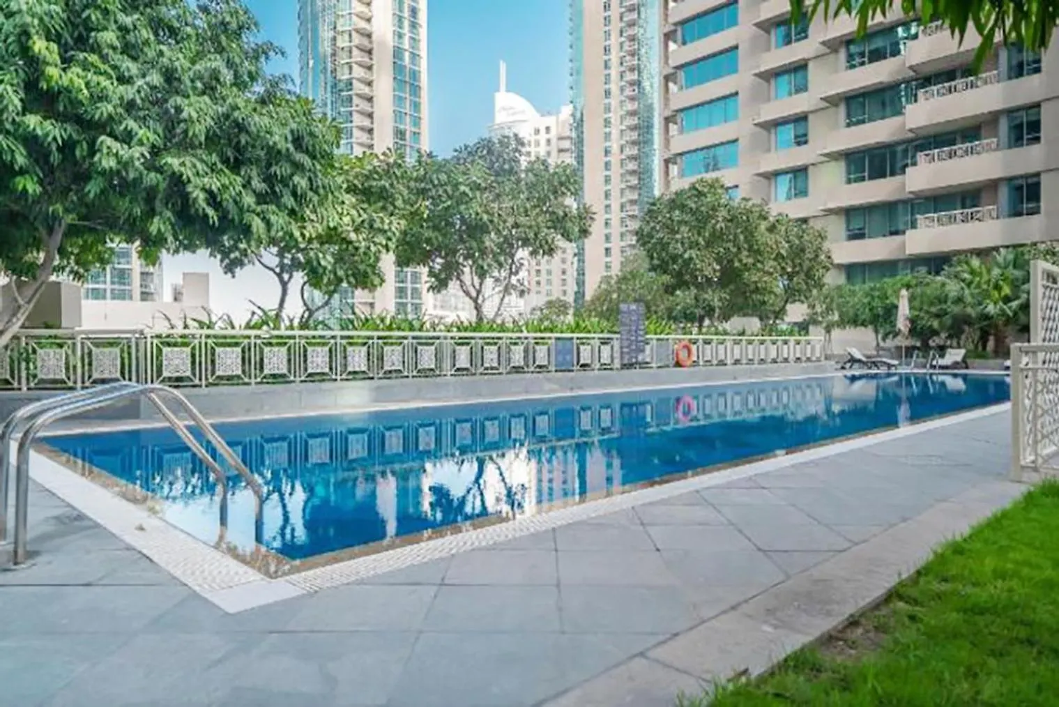 Vacay Lettings 1 Bed Close To Down Town Fountain View Dubai