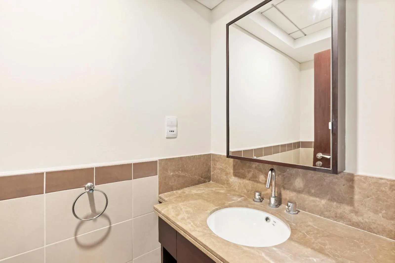 Vacay Lettings 1 Bed Close To Down Town Fountain View Dubaj