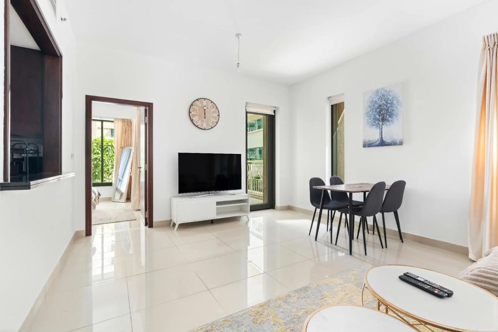 Apartment Vacay Lettings 1 Bed Close To Down Town Fountain View Dubai